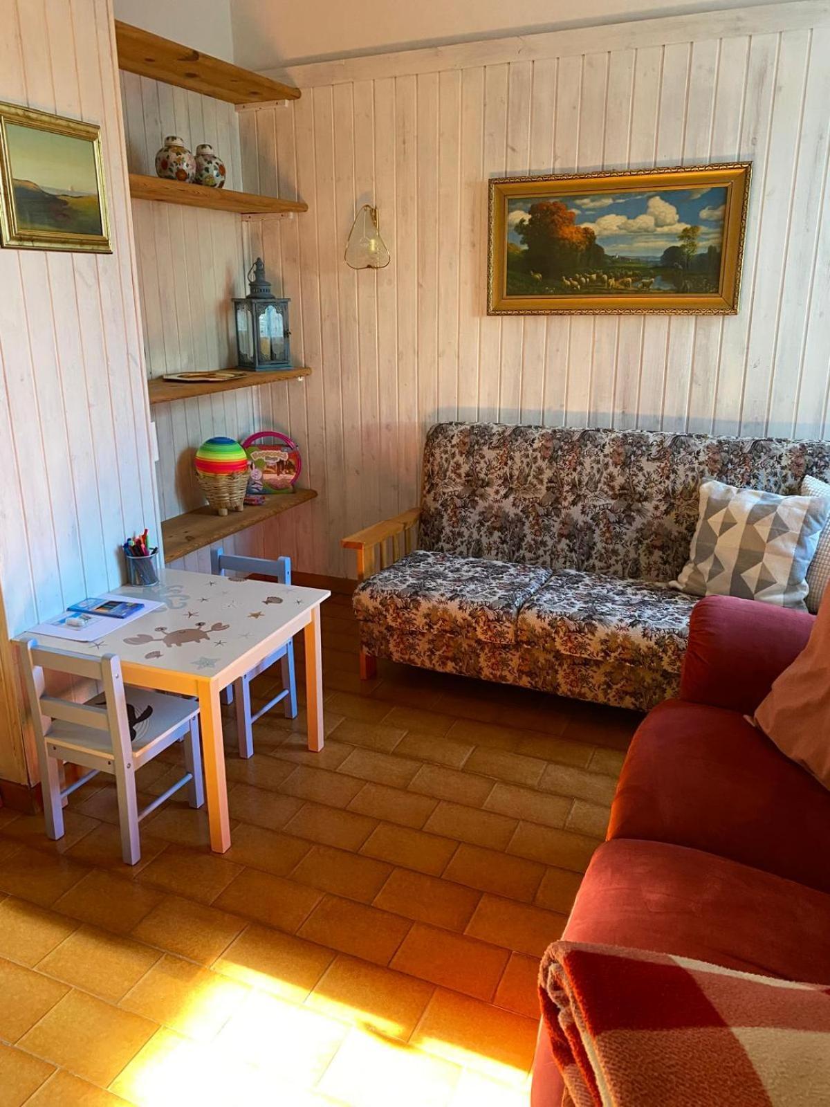 La Casa Del Nonno Franco Villa Colico Luaran gambar